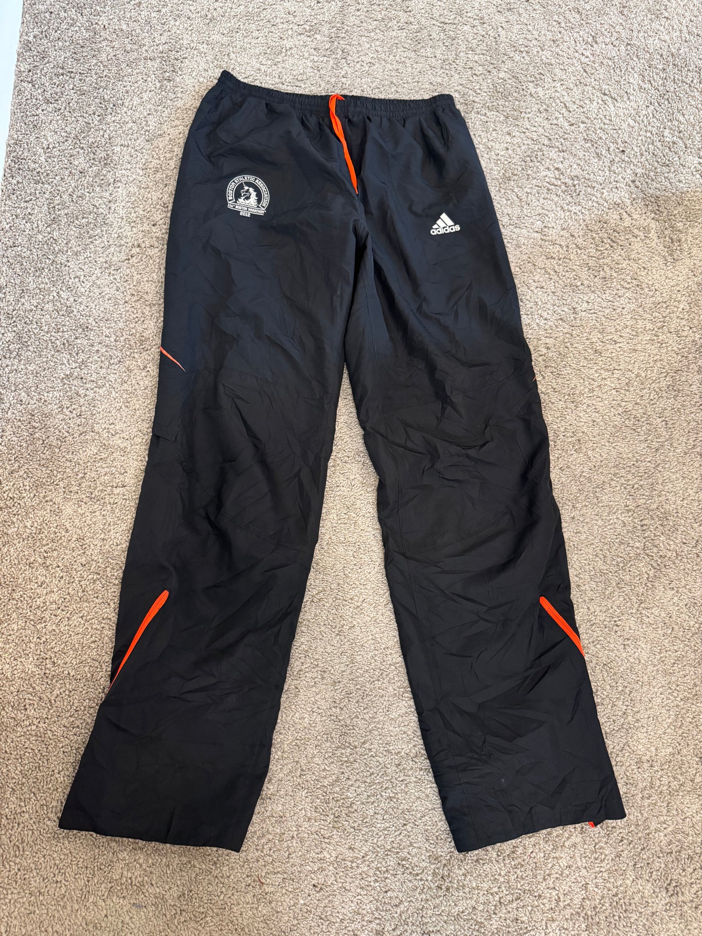 Adida track pants (M)
