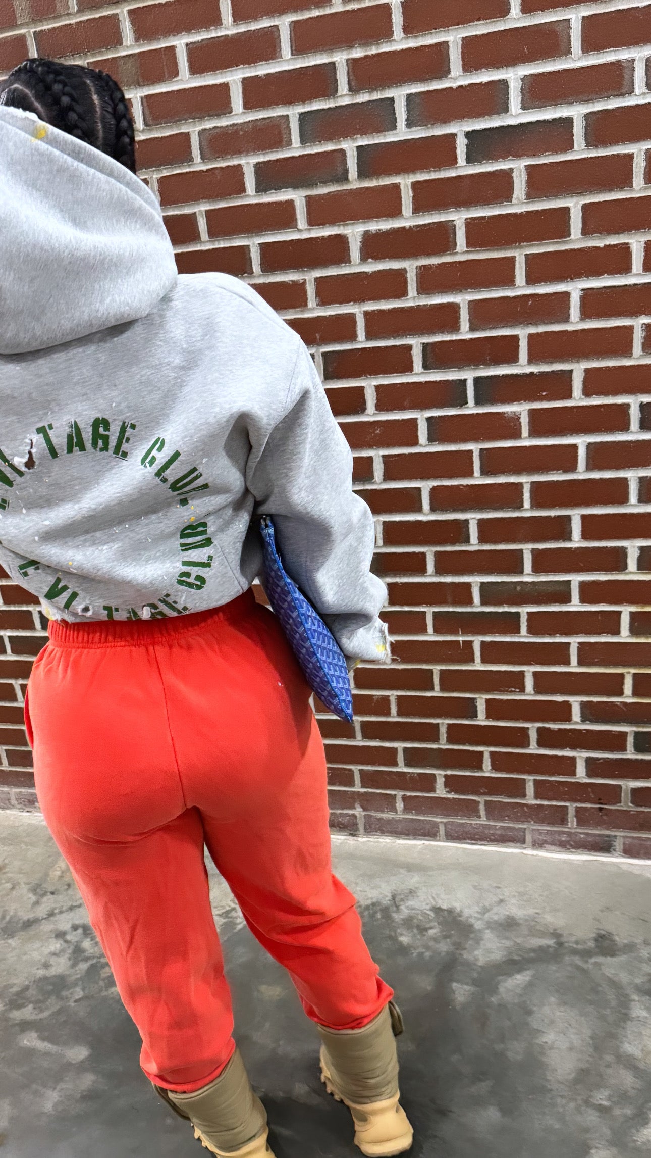 EVERYDAY DISTRESSED HOODIE