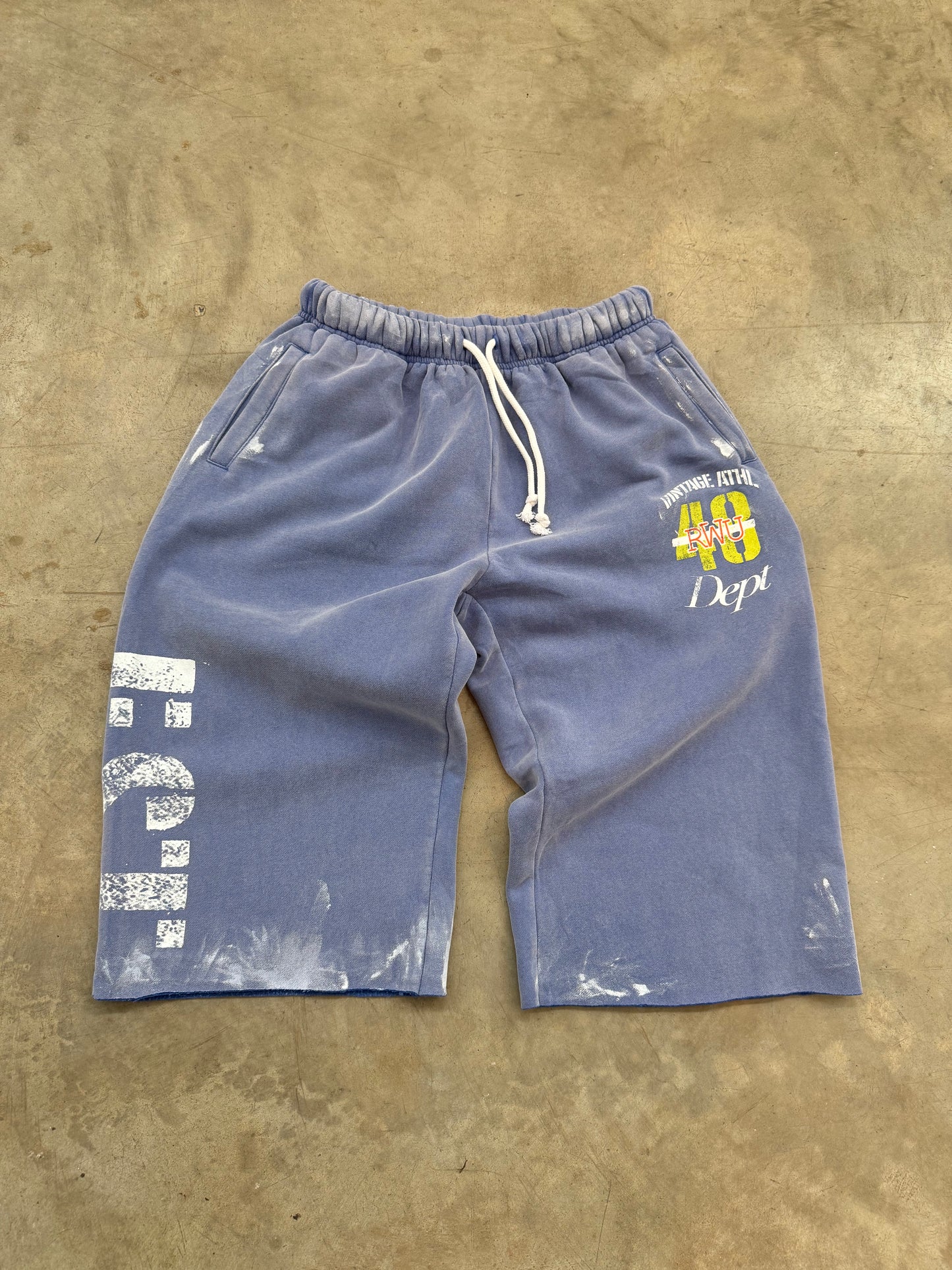EST 2019 LONG SHORTS
