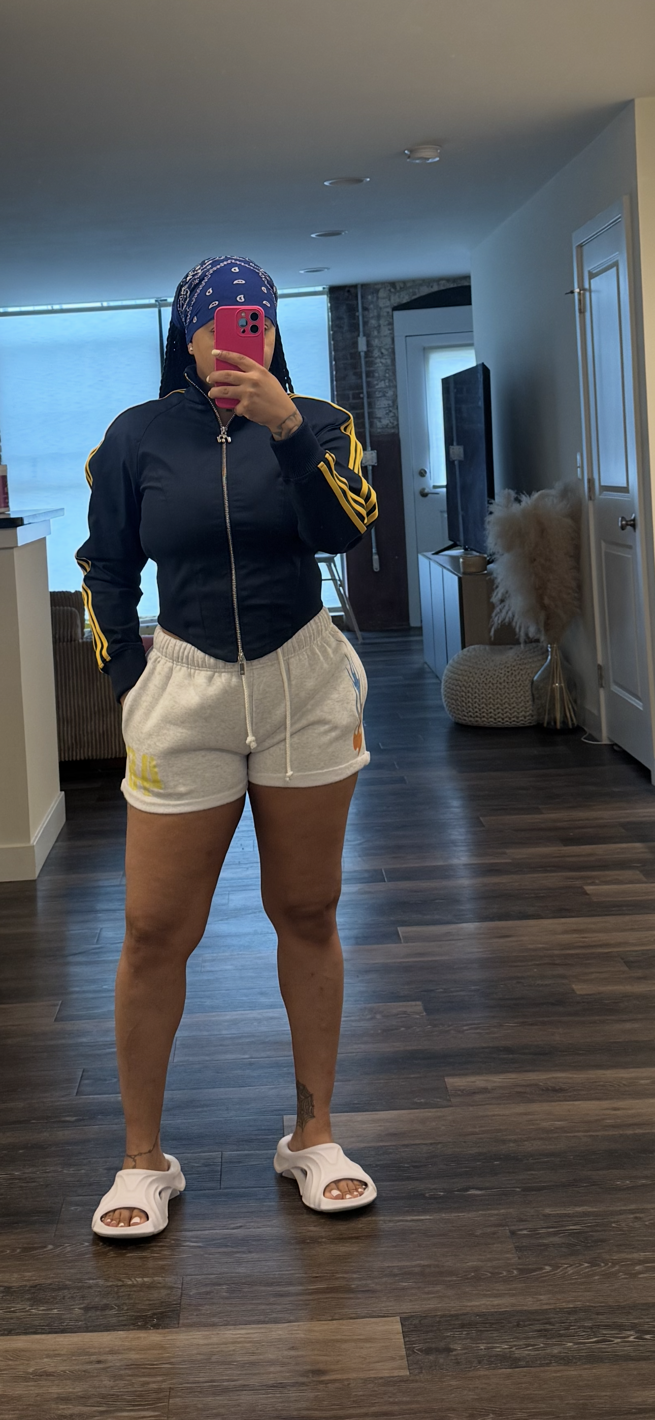 48 SHORTS