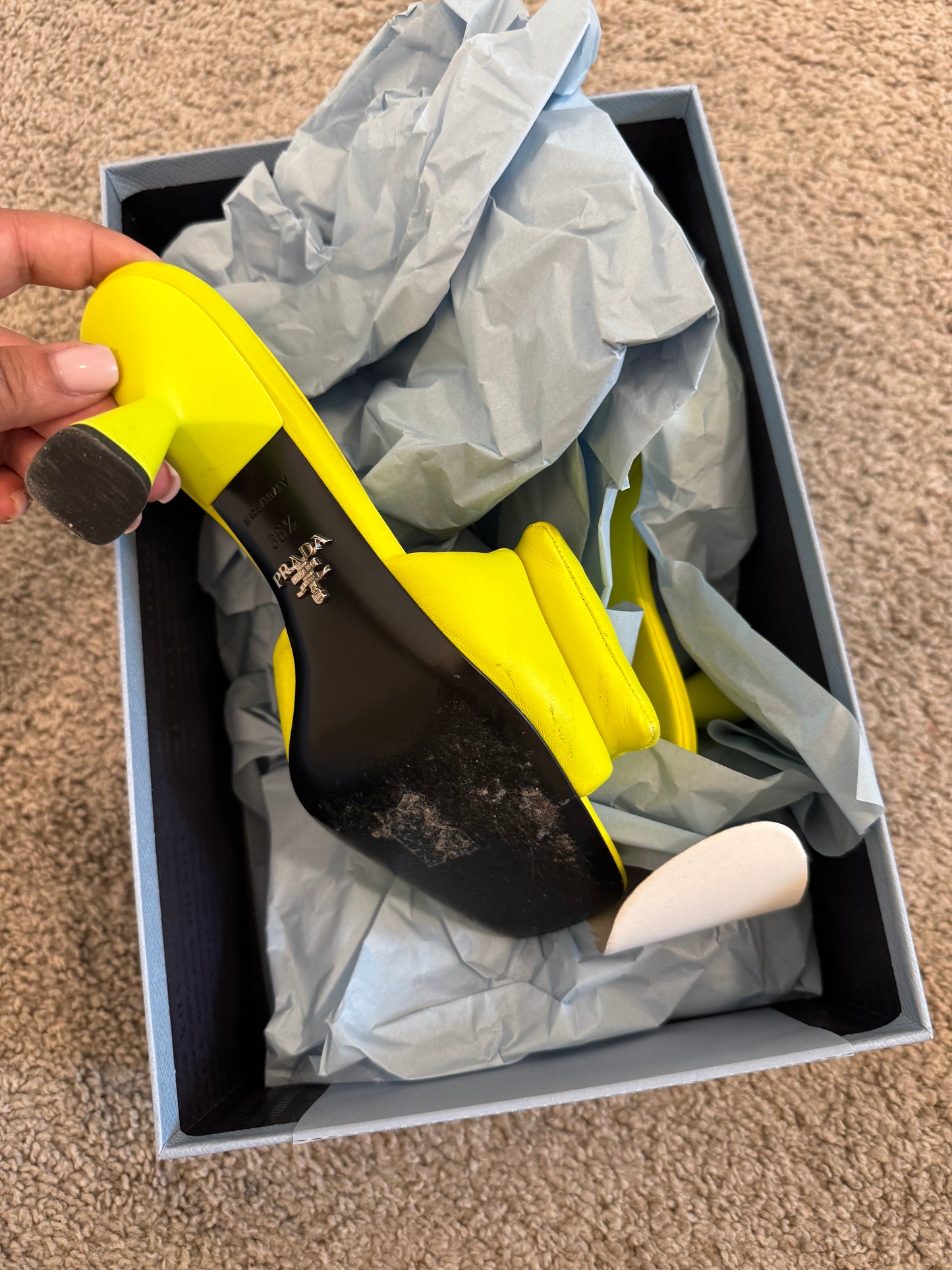 Prada Shoe (36.5)