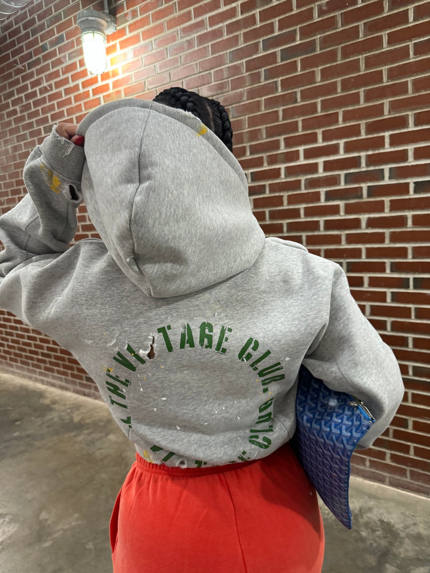 EVERYDAY DISTRESSED HOODIE